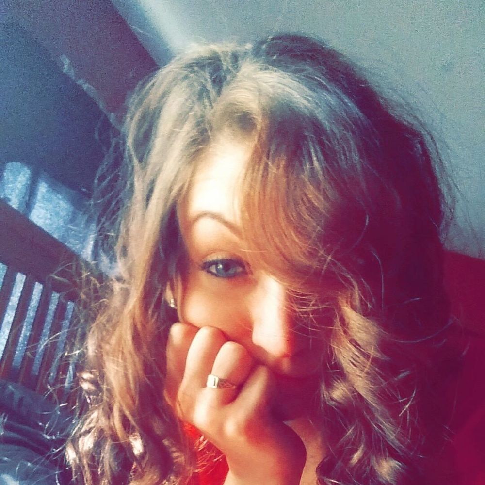 Meet your Posher, Alisa